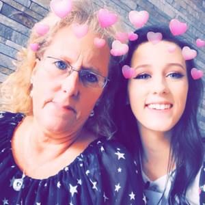 Meet your Posher, Pamela